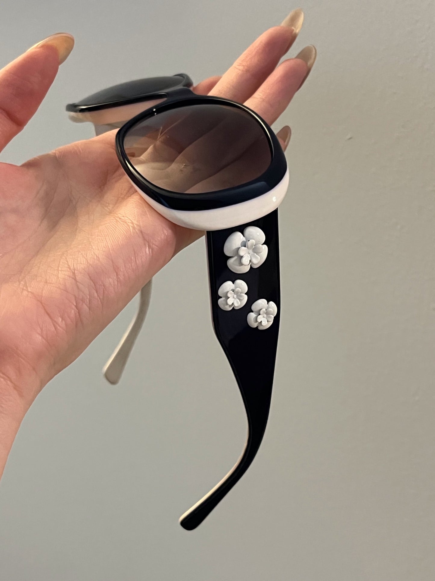 On Hold* Chanel 2000s Camellia CC Black & Off-White Oversized Sunglasses