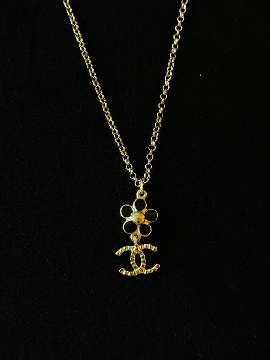 Chanel 2021 Camellia Crystal CC Pendant Adjustable Necklace