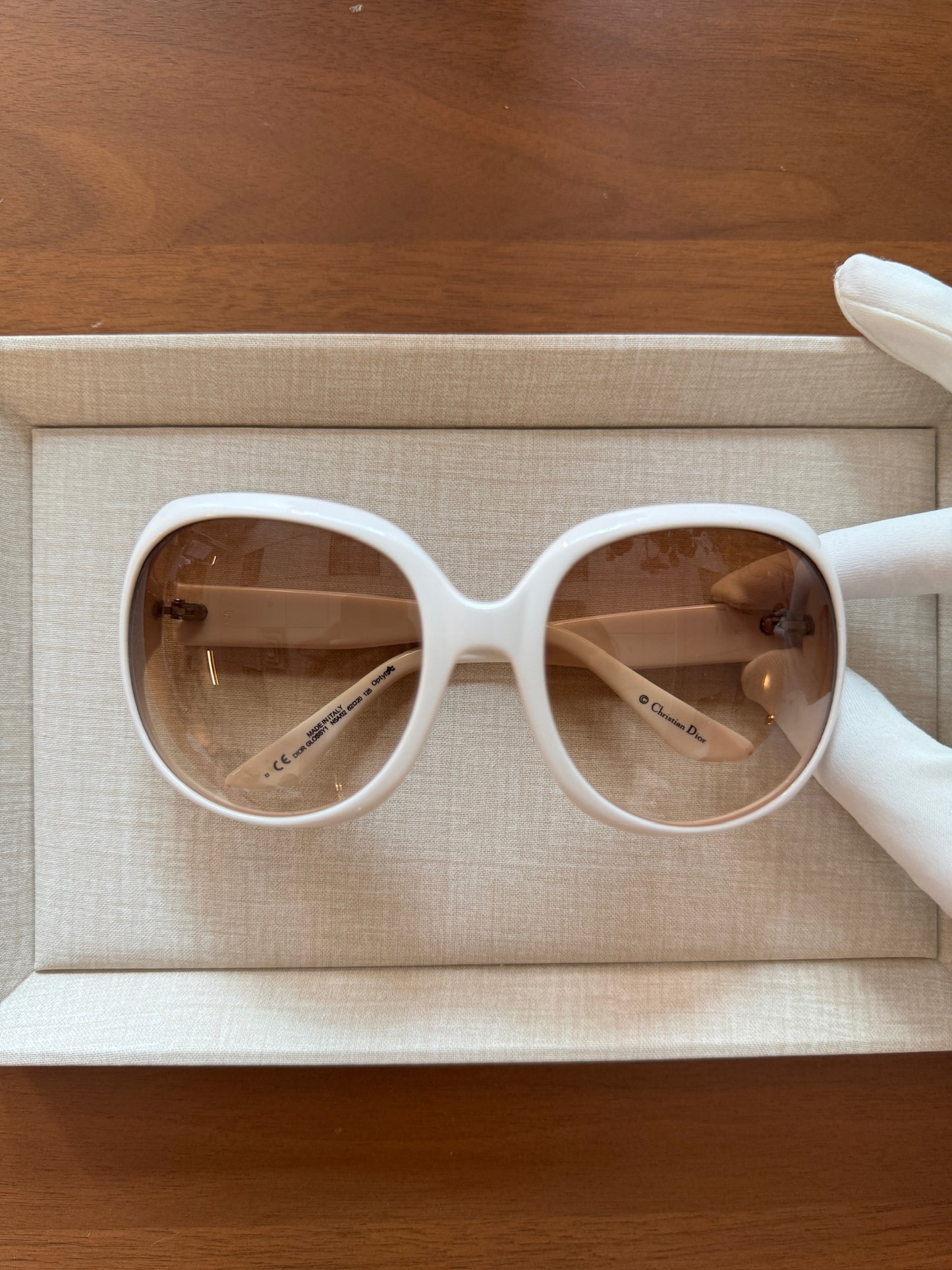 Dior White Oversized Logo Gradiant Sunglasses