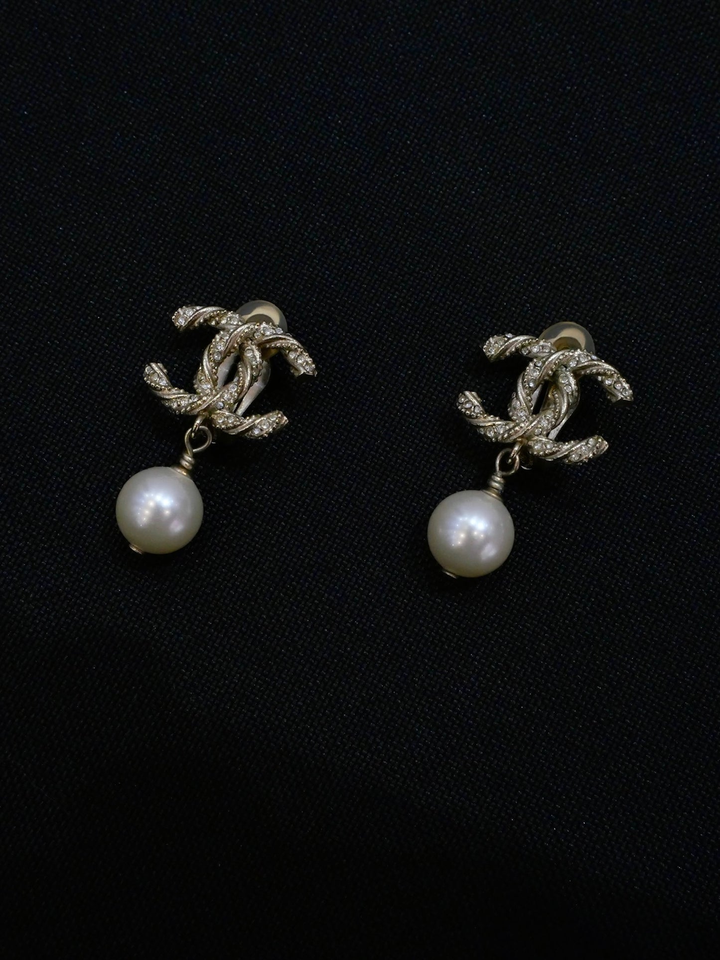 Chanel 2013 Champagne Gold Braided CC Pearl Drop Earrings