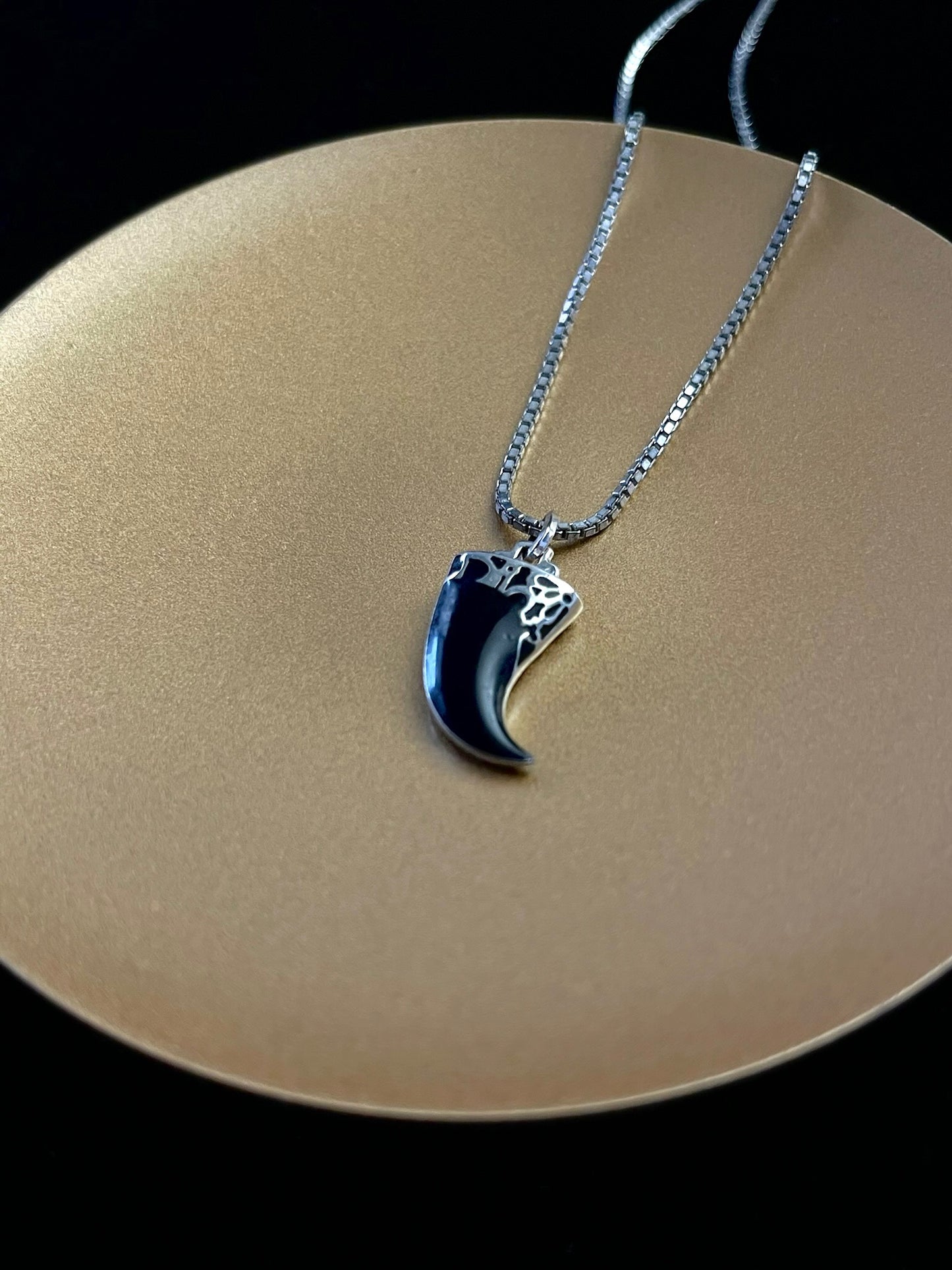 Dior Vintage Silver-Tone Engraved Black Chili Pendant Necklace