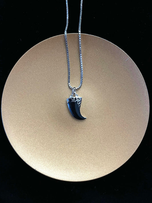 Dior Vintage Silver-Tone Engraved Black Chili Pendant Necklace