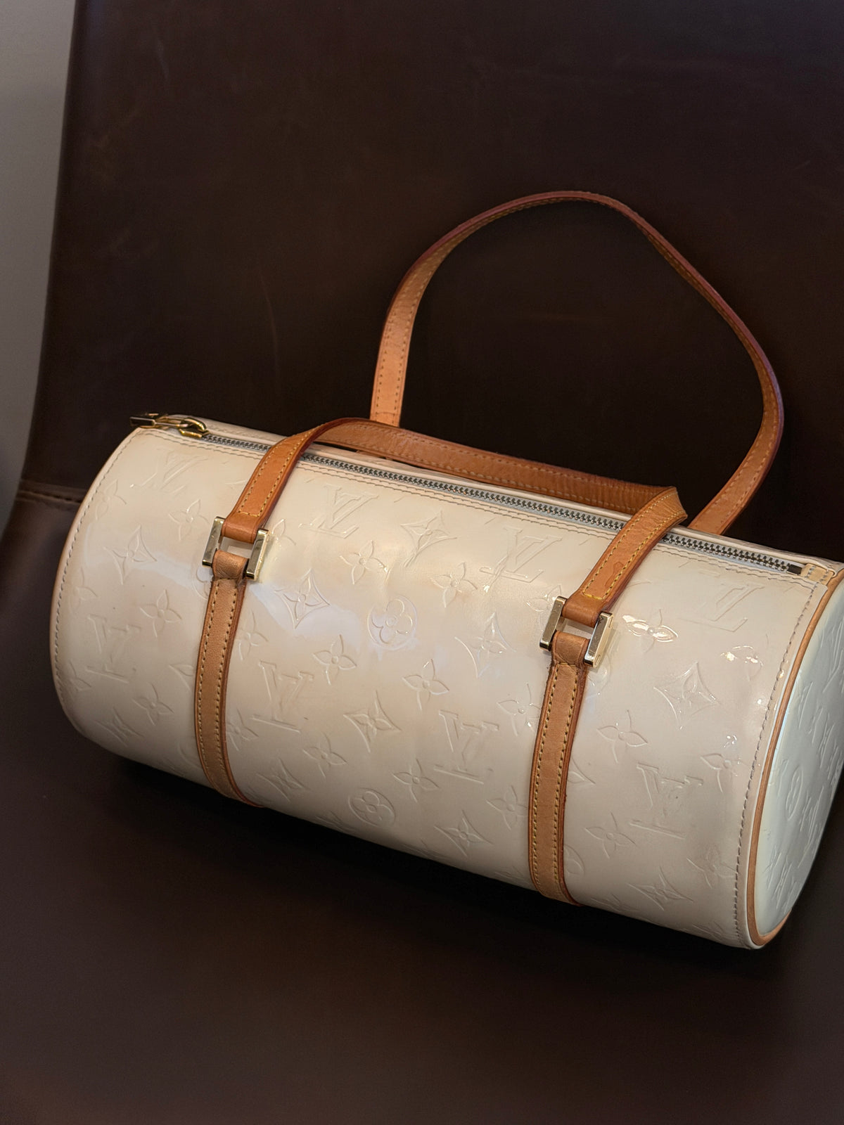 Louis Vuitton Vernis Papillon Barrel Bag – Perle White