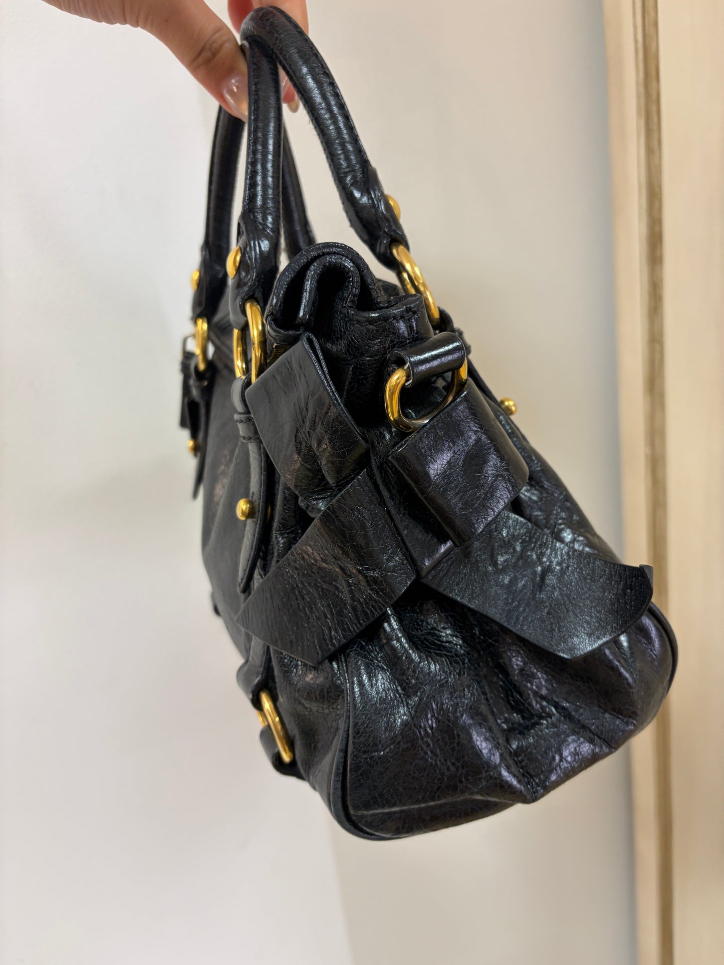 MiuMiu Vitello Lux Bow Satchel – Black