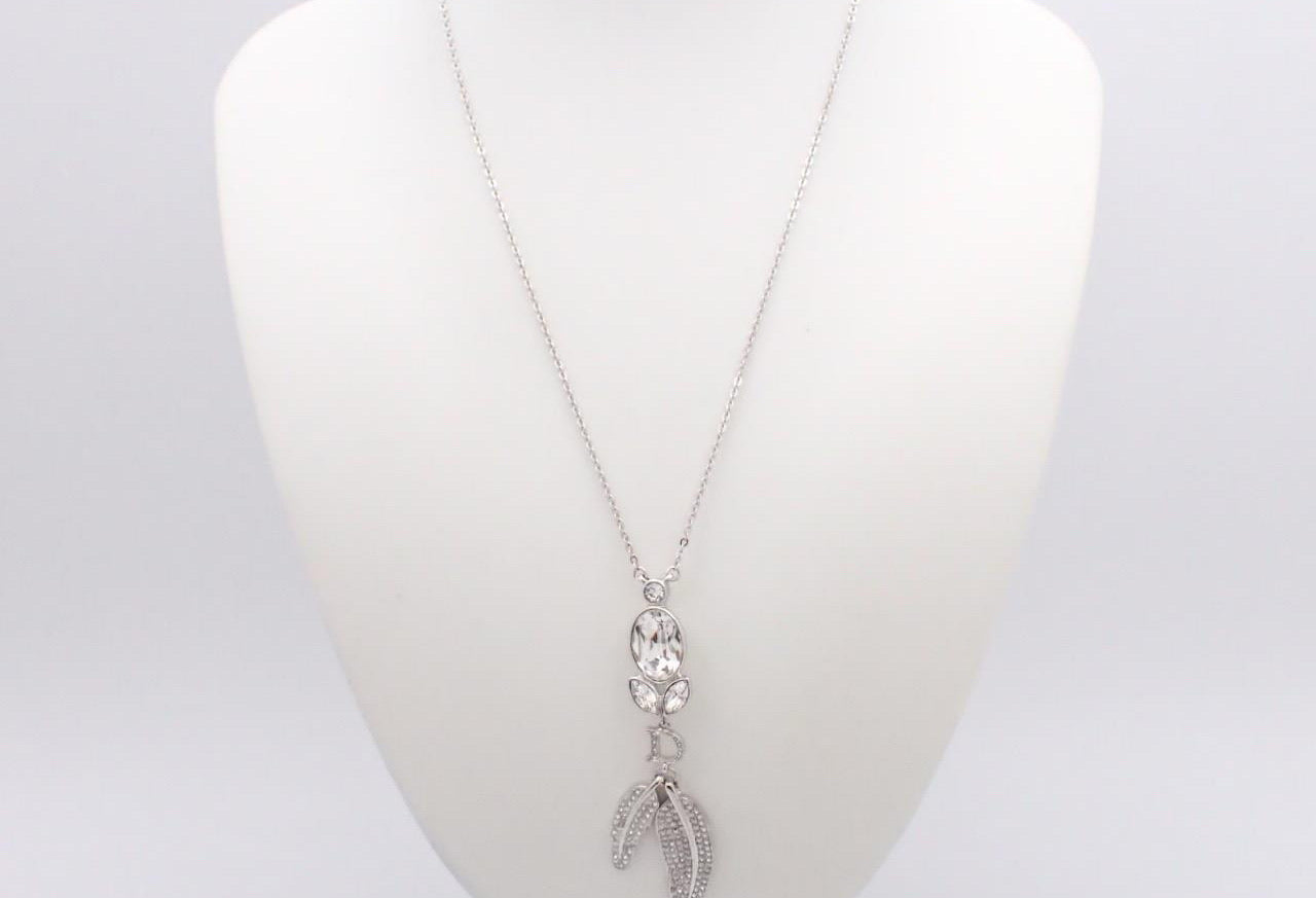 Dior Crystal Leaf Drop Necklace – Silver Tone