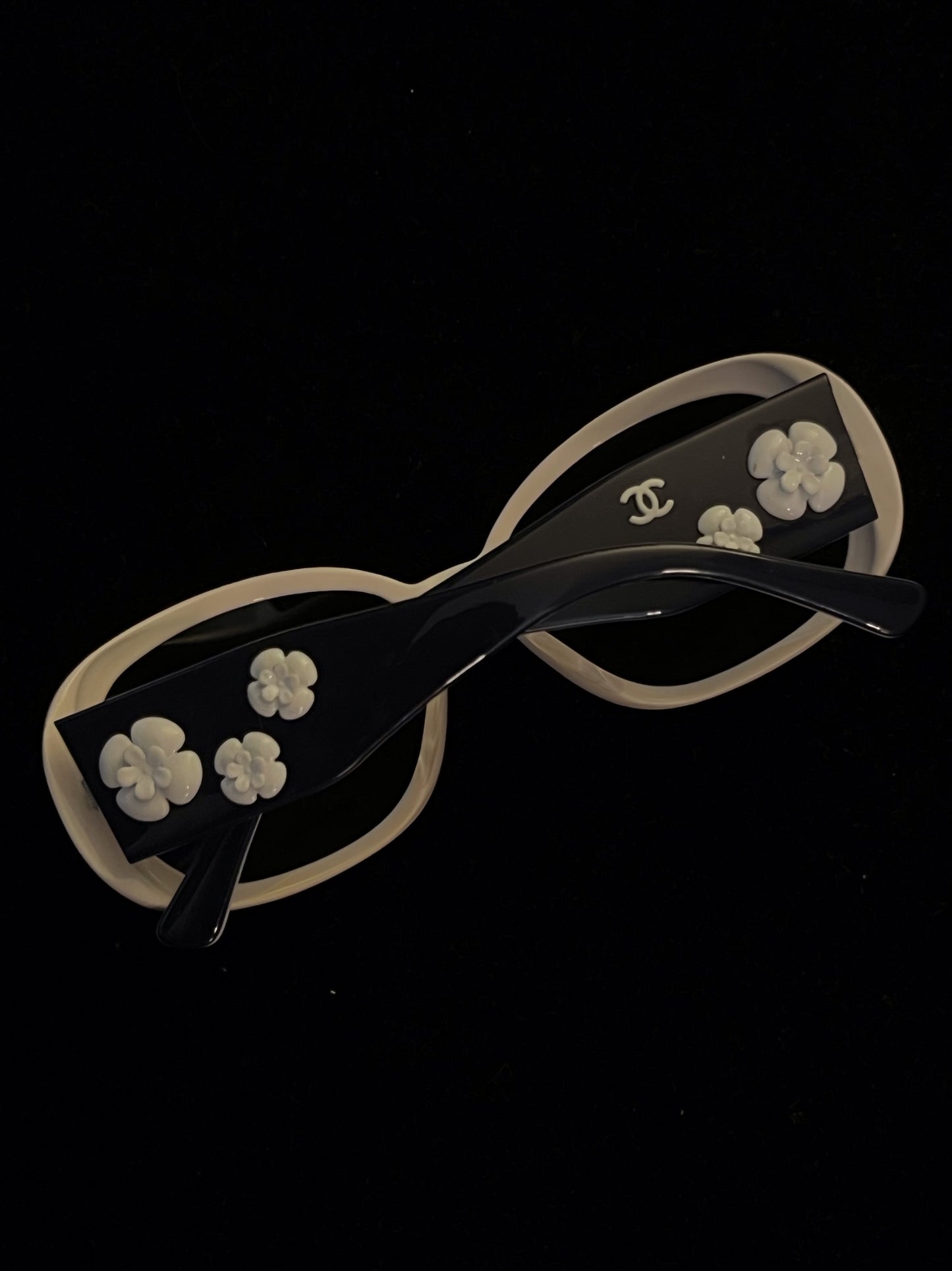 On Hold* Chanel 2000s Camellia CC Black & Off-White Oversized Sunglasses