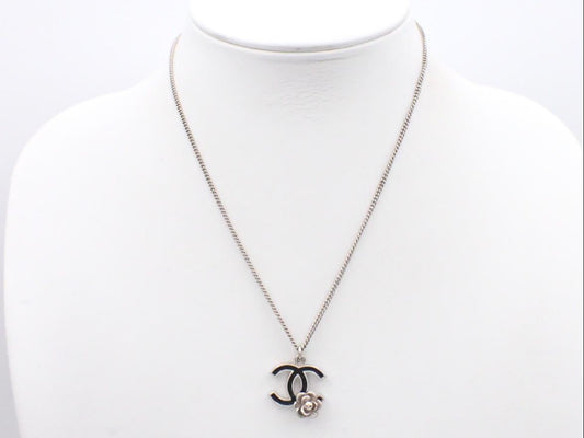 Vintage Chanel 2007 CC Camellia Necklace – Silver Tone