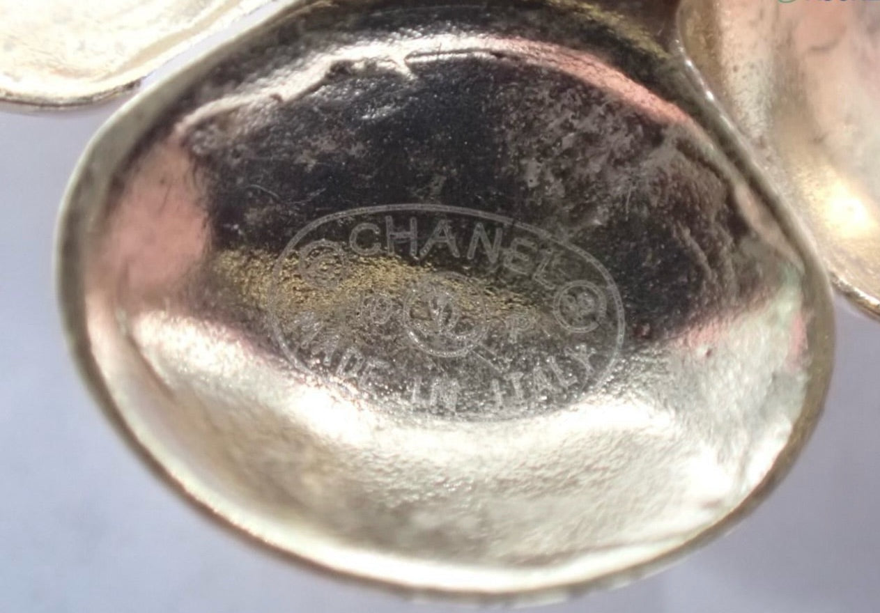 Vintage Chanel Cream Enamel Camellia Flower Ring