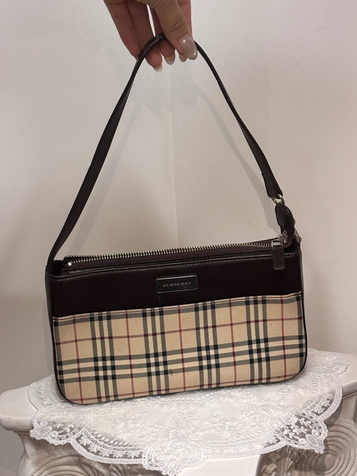 Burberry Vintage Nova Check Shoulder Bag