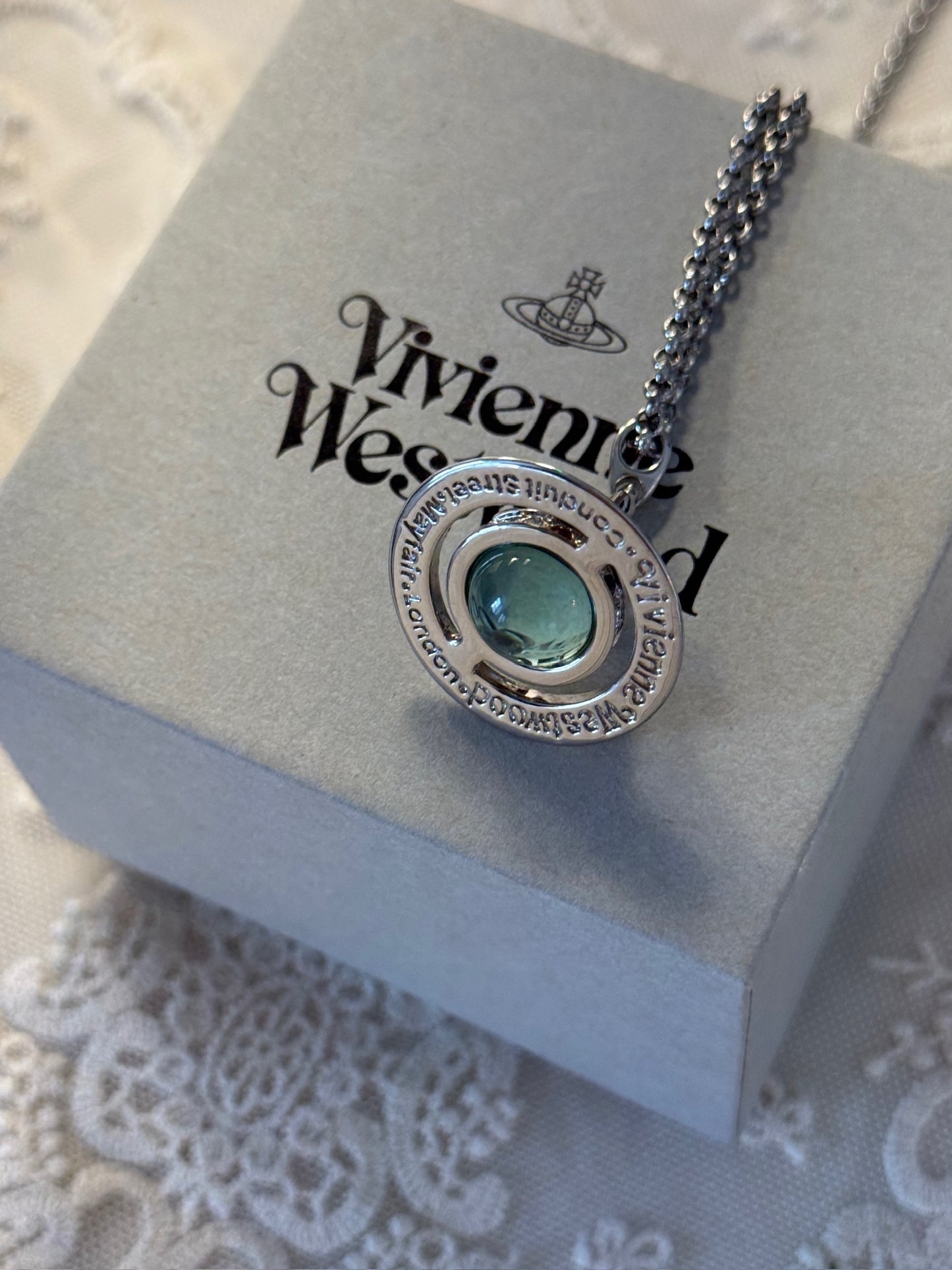 Vivienne Westwood Orb Pendant Necklace – Silver Tone