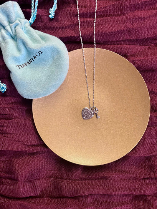 Tiffany & Co. Return to Tiffany® Heart Tag Key Charm 925 Sterling Silver Necklace