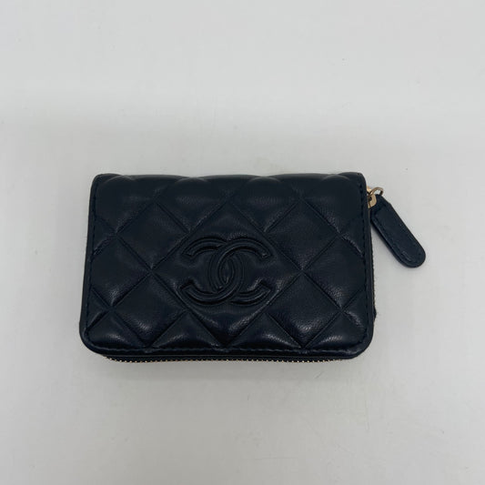 CHANEL Classic Black Caviar Leather Zipped Card Wallet