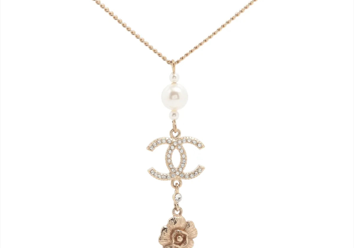 Chanel 2020 Pearls and Gold Long Necklace