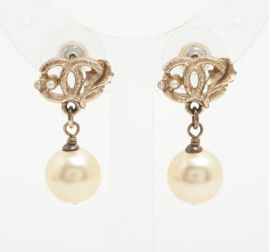 Chanel 2011 Vintage CC Pearl Drop Earrings