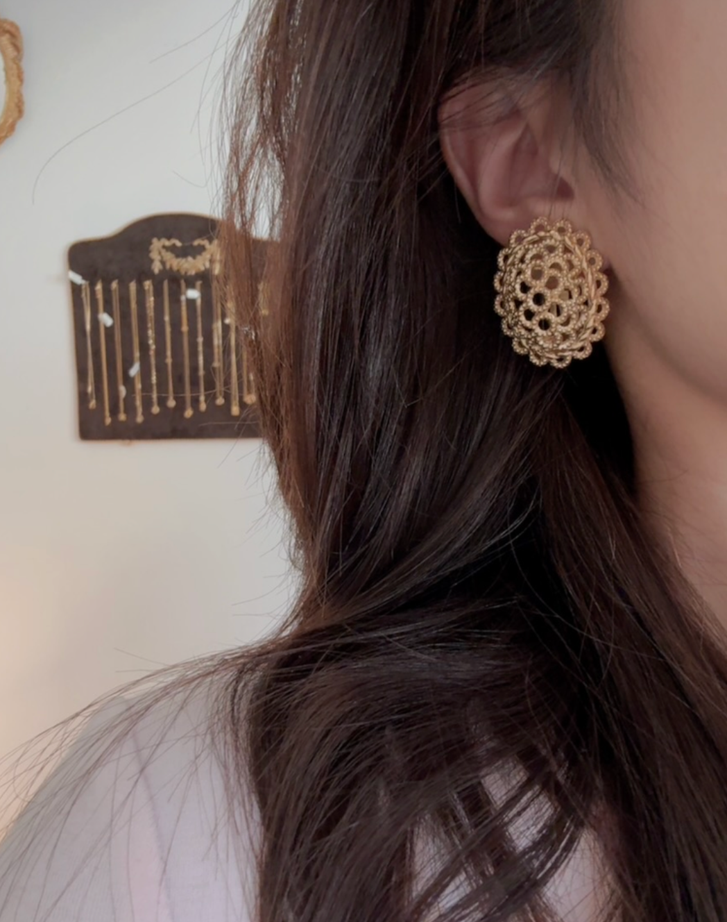 Vintage Dior 1970-1980s Filigree Oval Clip-On Earrings (Rare Piece)